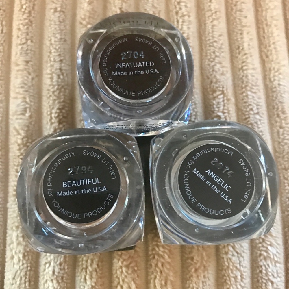 Eye shadow